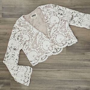 Stone Cold Fox Lace Bell Sleeve Top |  Size 3